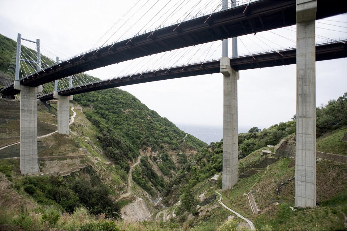 Foto autostrada A2 viadotto Favazzina