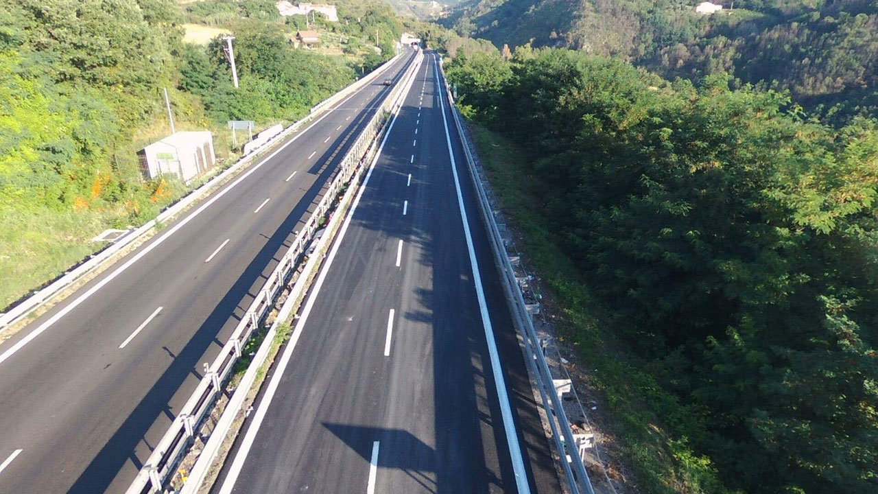 A2, chiusi tutti i cantieri