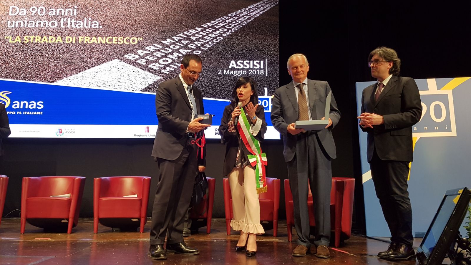 Convegno Assisi Strada di Francesco - Ennio Cascetta e Gianni Vittorio Armani con il Sindaco Stefania Proietti