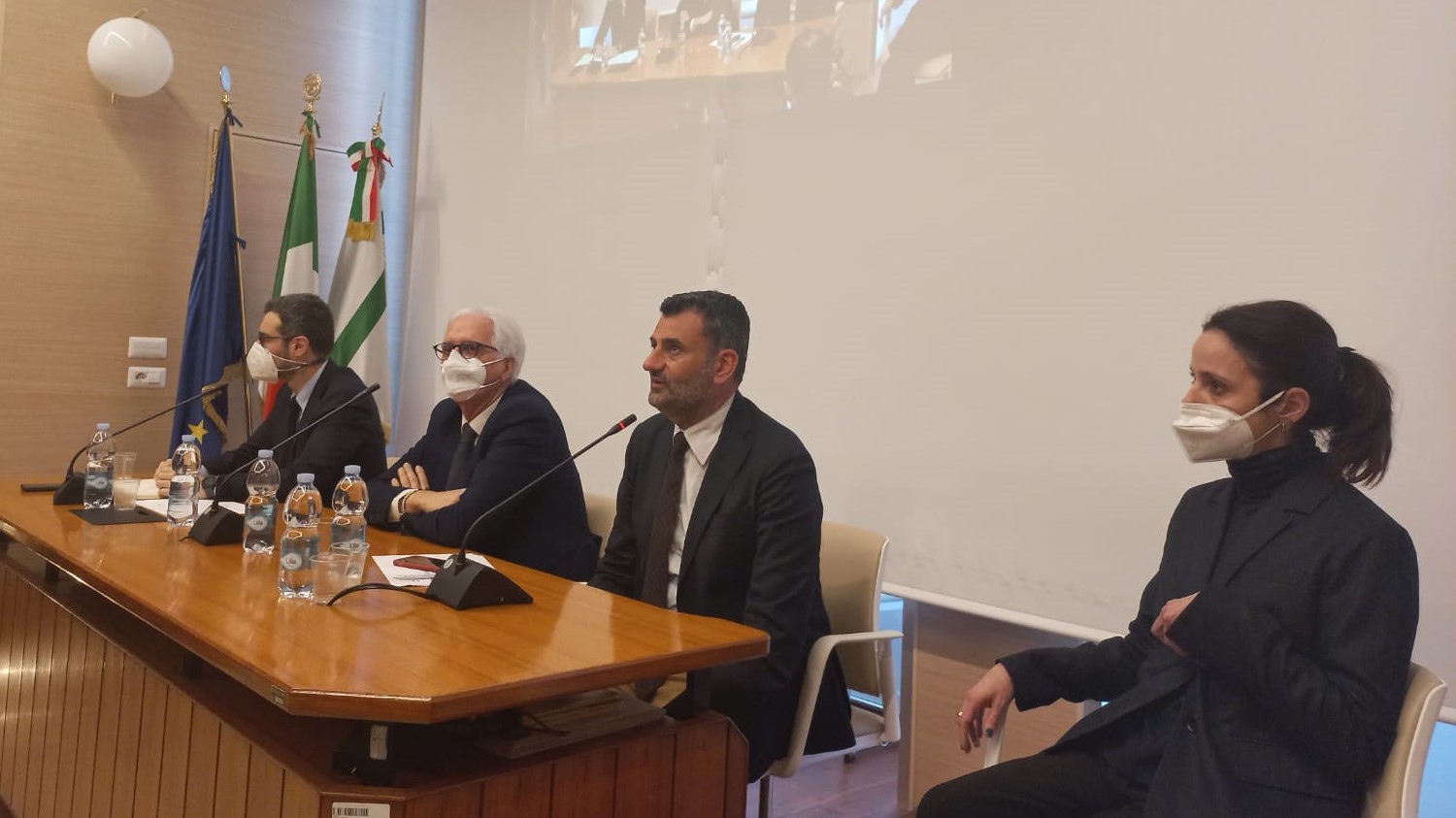 Conferenza dibattito pubblico Bari-Mola
