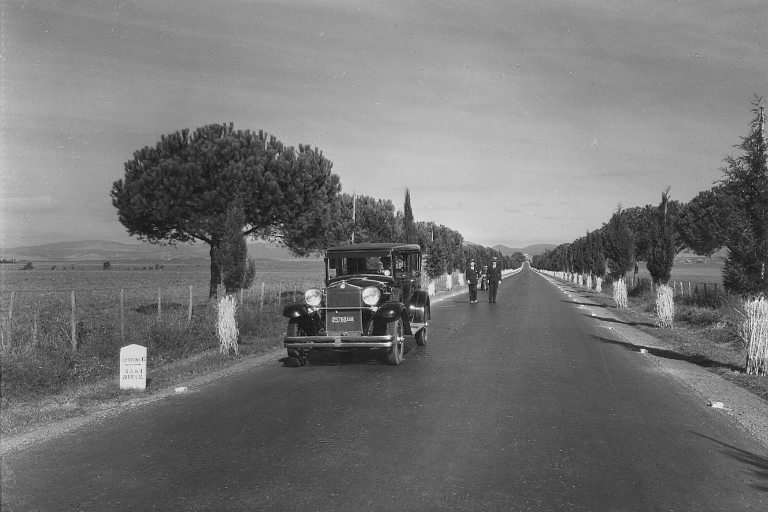 Lazio strada statale 1 'Via Aurelia' - località Palo Laziale, Ladispoli (RM) 1932.jpg