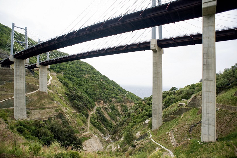 A2 Autostrada del Mediterraneo, viadotto Favazzina