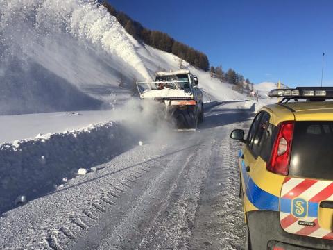 9 dicembre 2021: sgombero neve al Colle della Maddalena