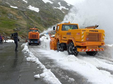 Riapertura al transito del Gran San Bernardo