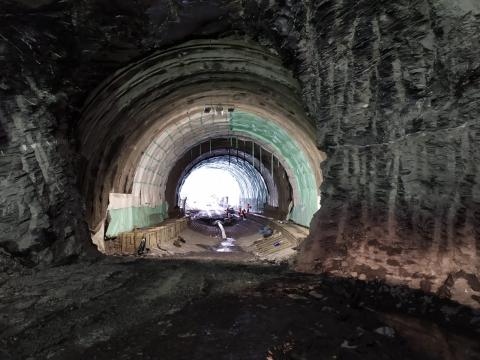 Sfondato il diaframma della galleria naturale Costafontana