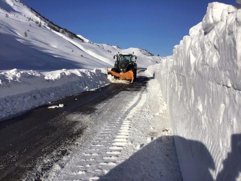 Operazioni di sgombero neve alla Maddalena