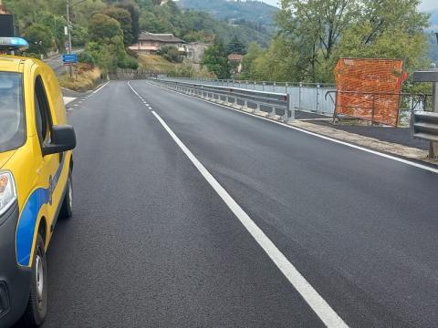 Carreggiata percorribile in entrambe le direzioni