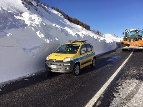 Operazioni di sgombero neve alla Maddalena