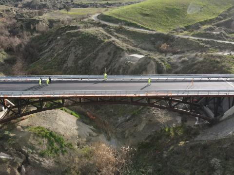 Prove di carico nuovo ponte tra Pisticci e Craco