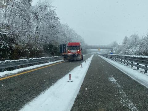 mezzi neve in azione