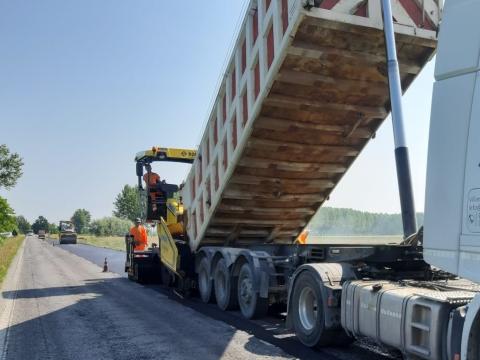 Ripristino pavimentazione a Levaldigi, nel comune di Savigliano (CN)