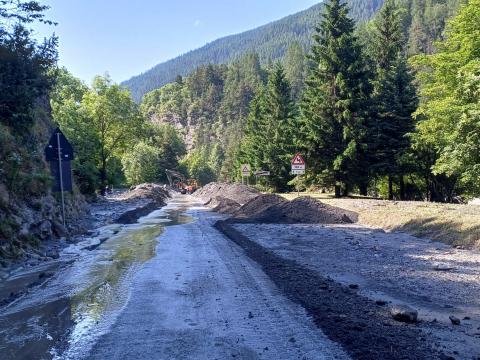 SS335 - pulizia statale a Bardonecchia