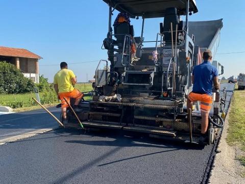 In corso i lavori di ripristino della pavimentazione in provincia di Cuneo