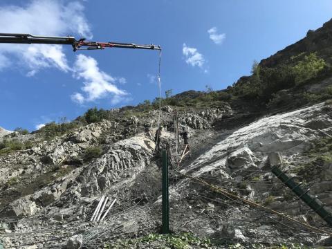 In corso la posa della barriera paramassi a Bormio (SO)