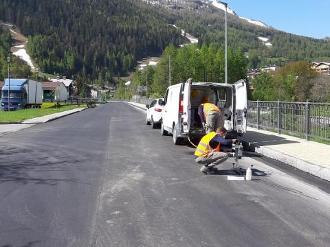 Saggi sulla pavimentazione a La Thuile