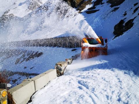 Riapertura al transito del Gran San Bernardo